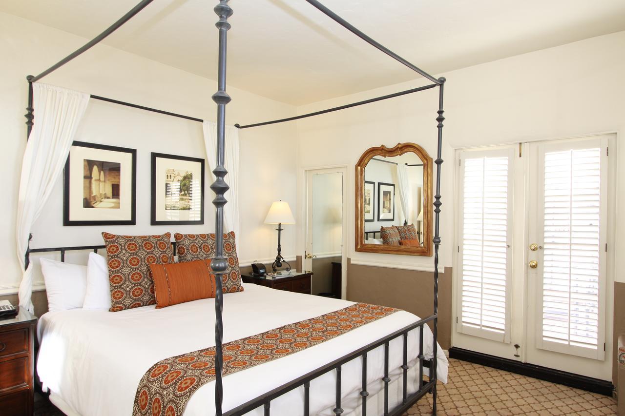 Cypress Inn Carmel-by-the-Sea Екстериор снимка